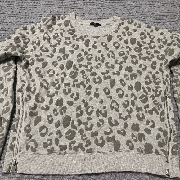 Rails Marlo Flocked Leopard Print Sweatshirt size small - Picture 1 of 3